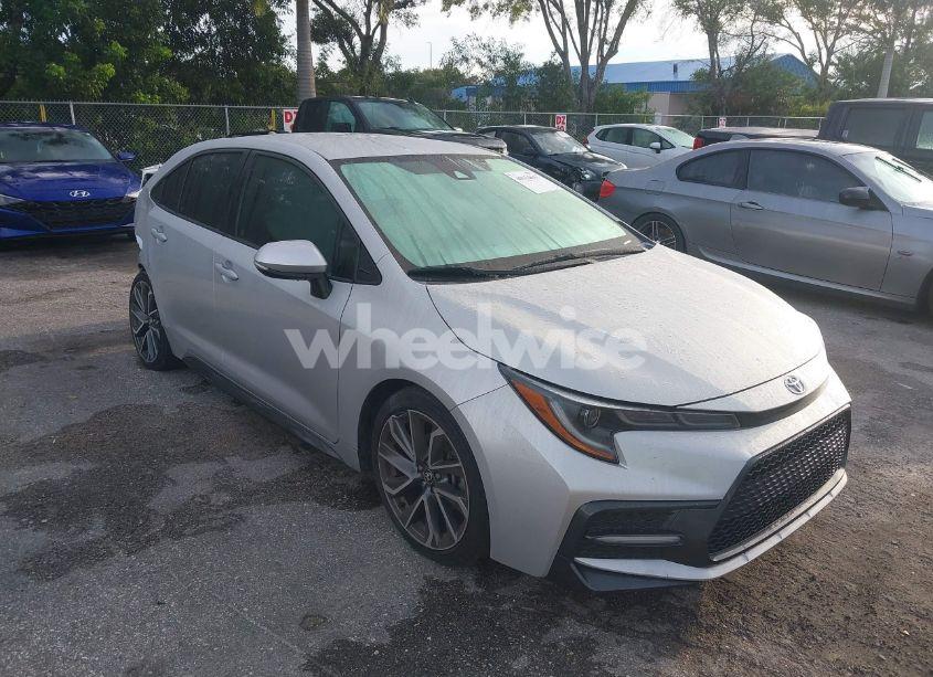 2021 Toyota Corolla SE (VIN 5YFS4MCE3MP079171) main photo