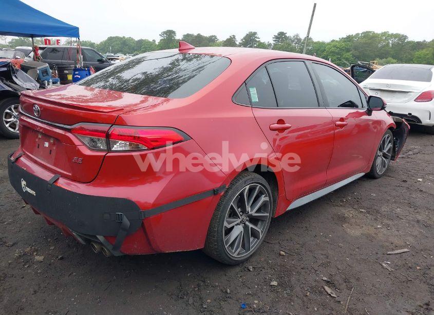 Photo 4 of 2021 Toyota Corolla SE (VIN 5YFS4MCE3MP096911)
