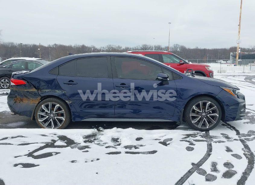 Photo 13 of 2022 Toyota Corolla SE (VIN 5YFS4MCE3NP115085)