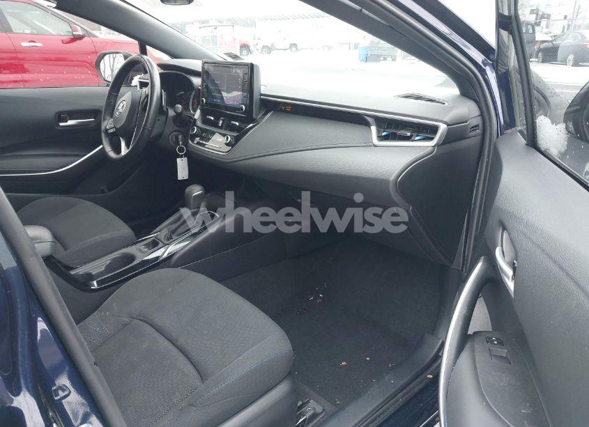 Photo 5 of 2022 Toyota Corolla SE (VIN 5YFS4MCE3NP115085)