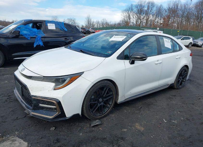 Photo 2 of 2022 Toyota Corolla SE APEX EDITION (VIN 5YFS4MCE3NP123204)