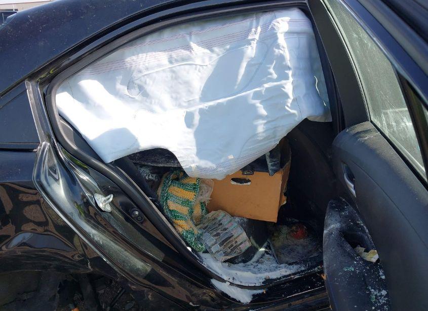 Photo 8 of 2022 Toyota Corolla SE (VIN 5YFS4MCE3NP139595)