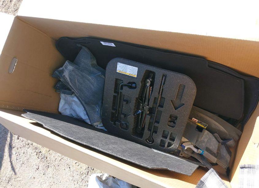 Photo 19 of 2023 Toyota Corolla SE (VIN 5YFS4MCE3PP157825)