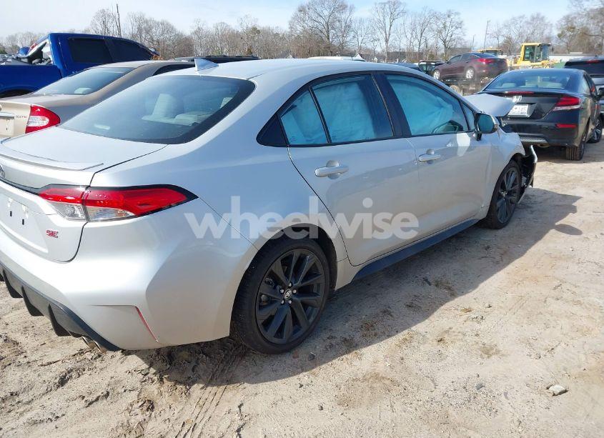 Photo 4 of 2024 Toyota Corolla SE (VIN 5YFS4MCE3RP183120)