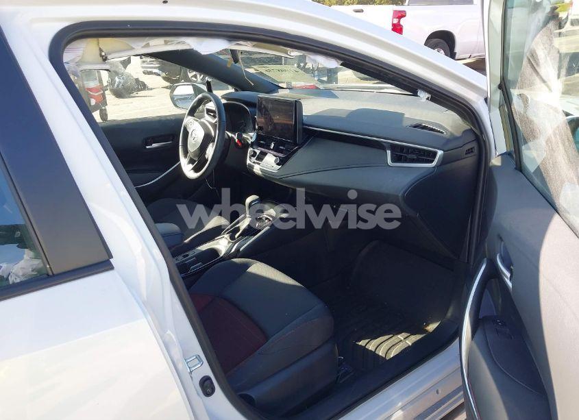 Photo 5 of 2024 Toyota Corolla SE (VIN 5YFS4MCE3RP184302)