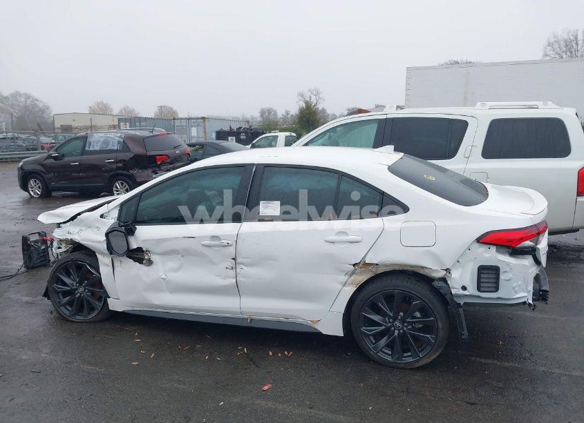 Photo 13 of 2024 Toyota Corolla SE (VIN 5YFS4MCE3RP198944)