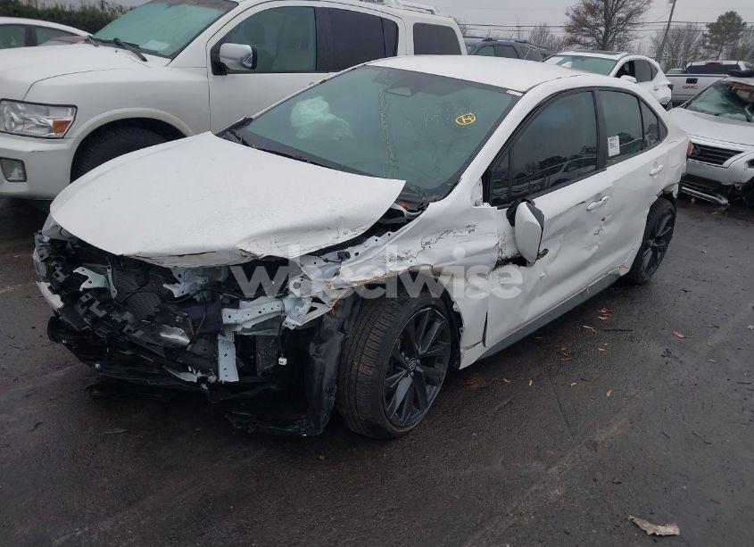 Photo 2 of 2024 Toyota Corolla SE (VIN 5YFS4MCE3RP198944)