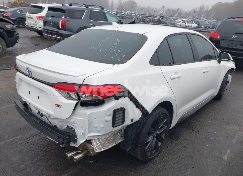 Photo 4 of 2024 Toyota Corolla SE (VIN 5YFS4MCE3RP198944)
