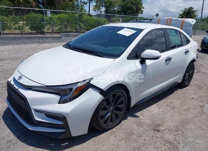 Photo 2 of 2025 Toyota Corolla SE (VIN 5YFS4MCE3SP223699)