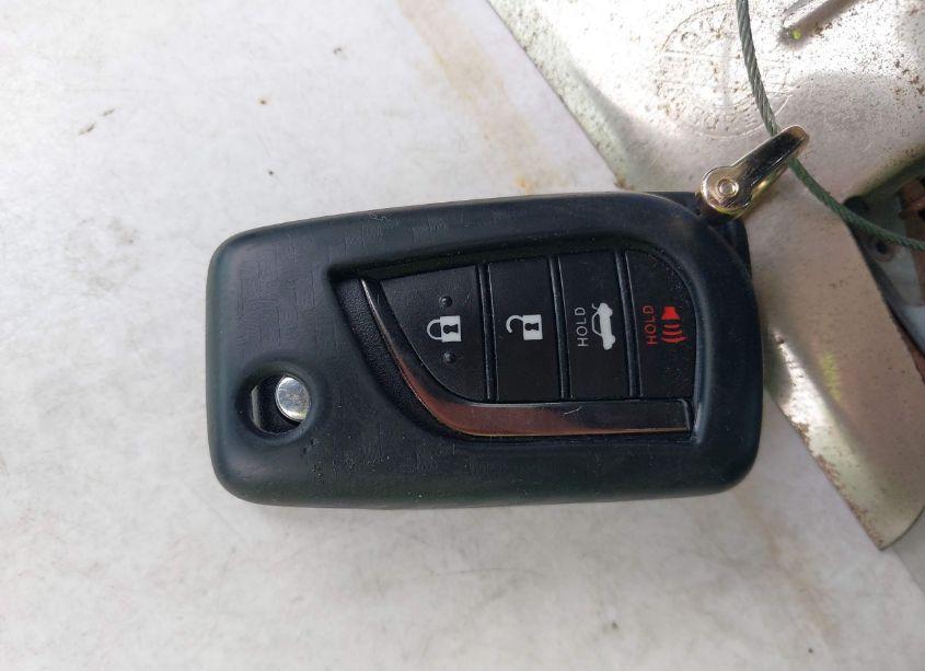 Photo 11 of 2021 Toyota Corolla SE (VIN 5YFS4MCE4MP068051)