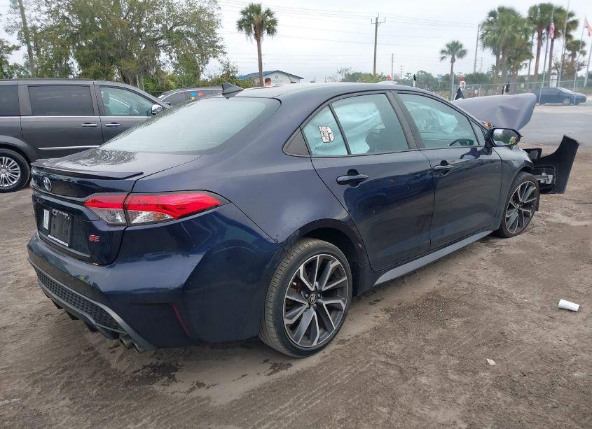 Photo 4 of 2021 Toyota Corolla SE (VIN 5YFS4MCE4MP068051)