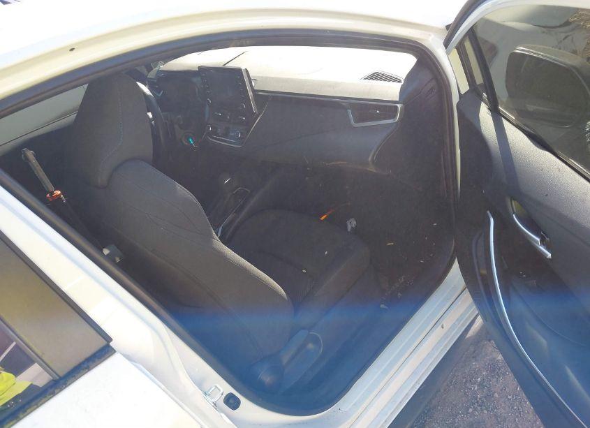 Photo 5 of 2021 Toyota Corolla SE (VIN 5YFS4MCE4MP078935)