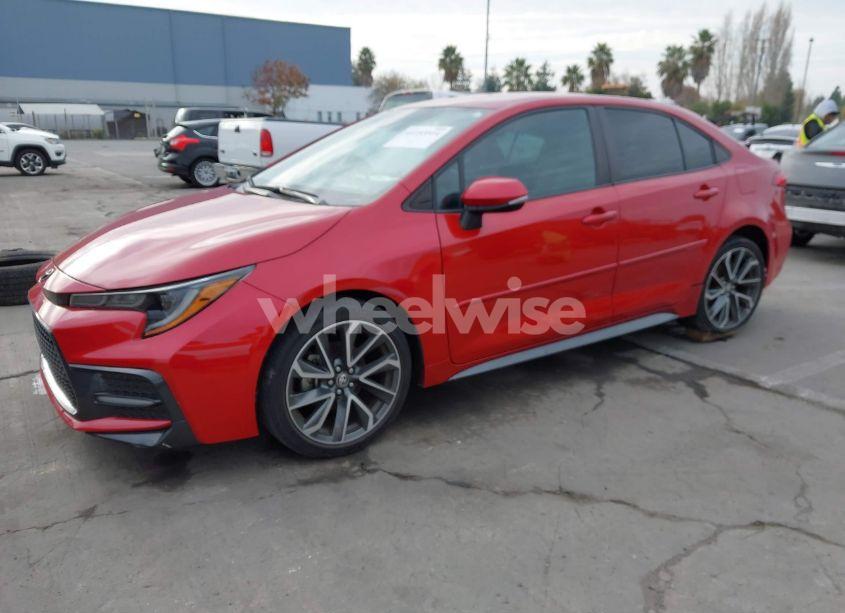 Photo 2 of 2021 Toyota Corolla SE (VIN 5YFS4MCE4MP079177)