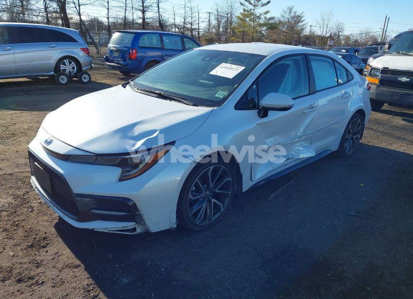 Photo 2 of 2022 Toyota Corolla SE (VIN 5YFS4MCE4NP111580)