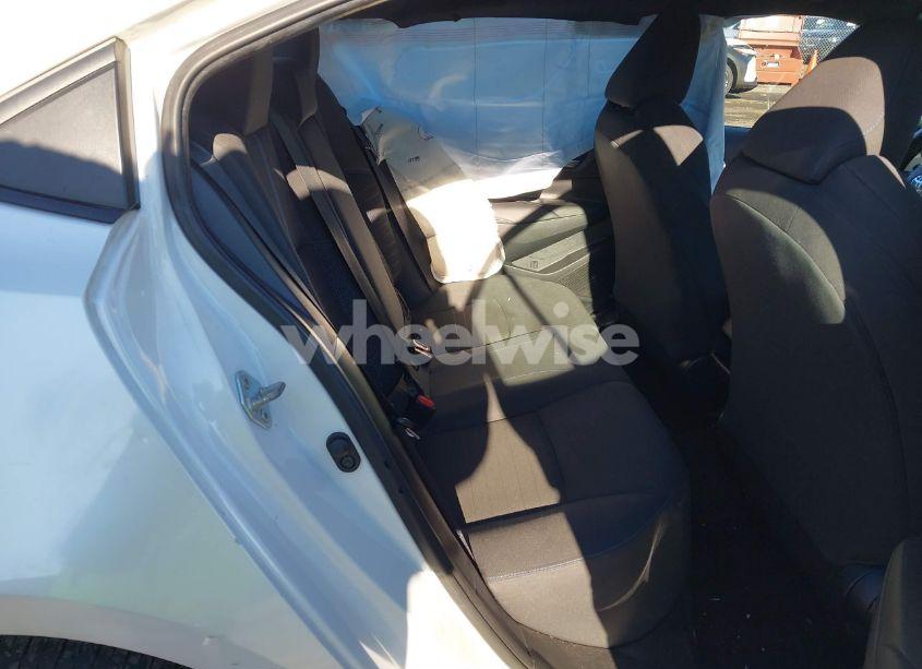 Photo 8 of 2022 Toyota Corolla SE (VIN 5YFS4MCE4NP111580)