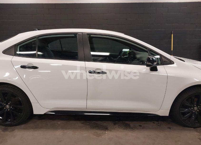 Photo 13 of 2022 Toyota Corolla SE NIGHTSHADE EDITION (VIN 5YFS4MCE4NP120215)