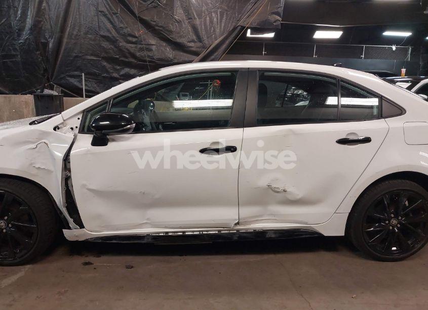 Photo 14 of 2022 Toyota Corolla SE NIGHTSHADE EDITION (VIN 5YFS4MCE4NP120215)