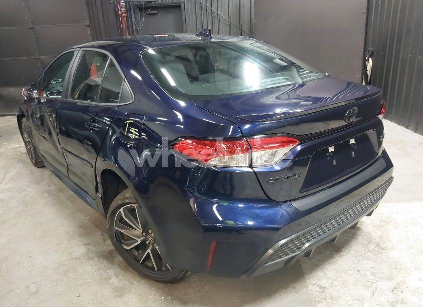 Photo 3 of 2022 Toyota Corolla SE (VIN 5YFS4MCE4NP127519)