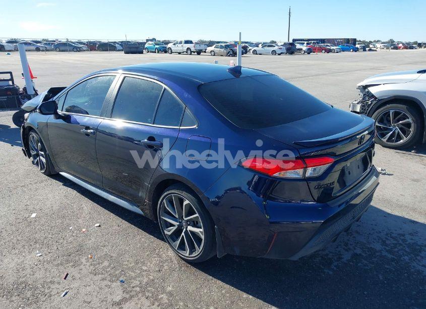 Photo 3 of 2022 Toyota Corolla SE (VIN 5YFS4MCE4NP135488)
