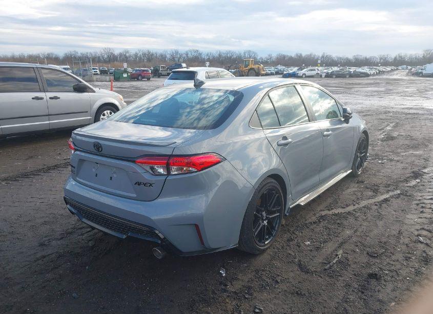 Photo 4 of 2022 Toyota Corolla SE APEX EDITION (VIN 5YFS4MCE4NP135801)