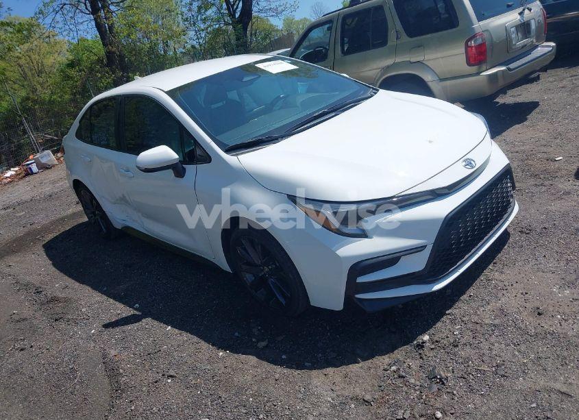 2024 Toyota Corolla SE (VIN 5YFS4MCE4RP186804) main photo