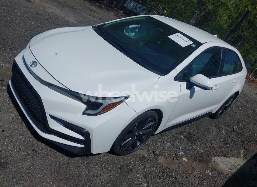 Photo 2 of 2024 Toyota Corolla SE (VIN 5YFS4MCE4RP186804)