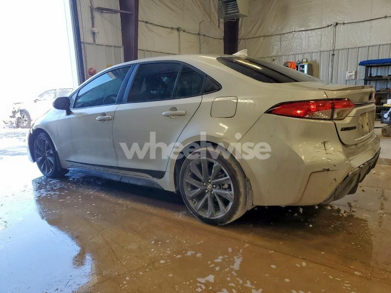 Photo 2 of 2024 TOYOTA COROLLA SE (VIN 5YFS4MCE4RP198032)