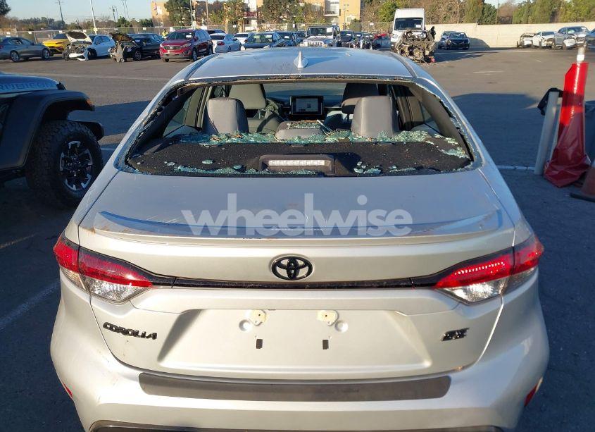 Photo 6 of 2025 Toyota Corolla SE (VIN 5YFS4MCE4SP225557)