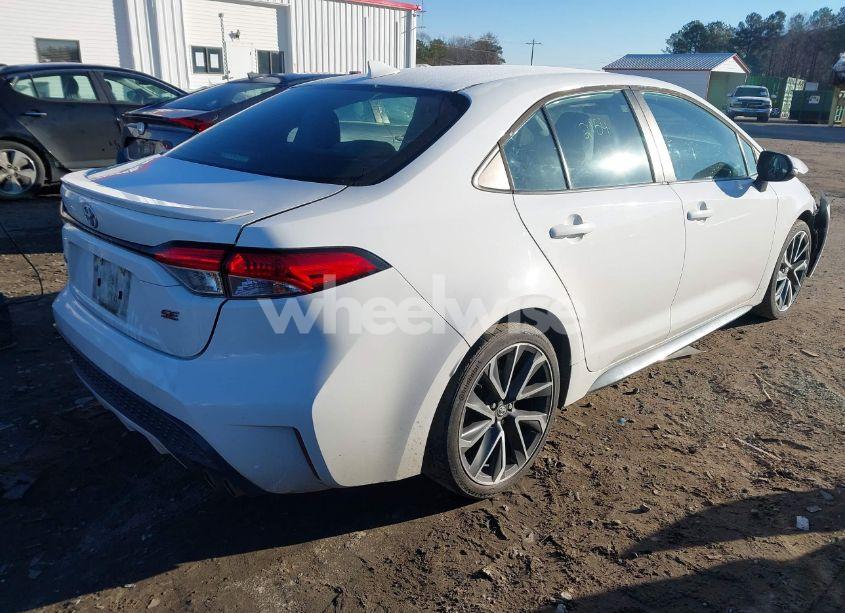 Photo 4 of 2021 Toyota Corolla SE (VIN 5YFS4MCE5MP094738)