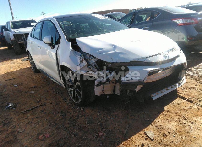 2022 Toyota Corolla SE (VIN 5YFS4MCE5NP110485) main photo