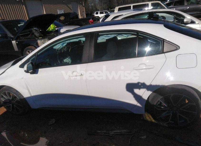 Photo 15 of 2022 Toyota Corolla SE (VIN 5YFS4MCE5NP110485)