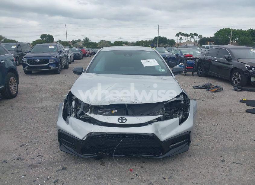 Photo 13 of 2022 Toyota Corolla SE NIGHTSHADE EDITION (VIN 5YFS4MCE5NP115377)