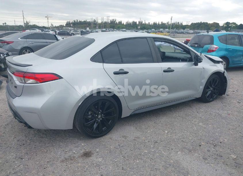Photo 4 of 2022 Toyota Corolla SE NIGHTSHADE EDITION (VIN 5YFS4MCE5NP115377)