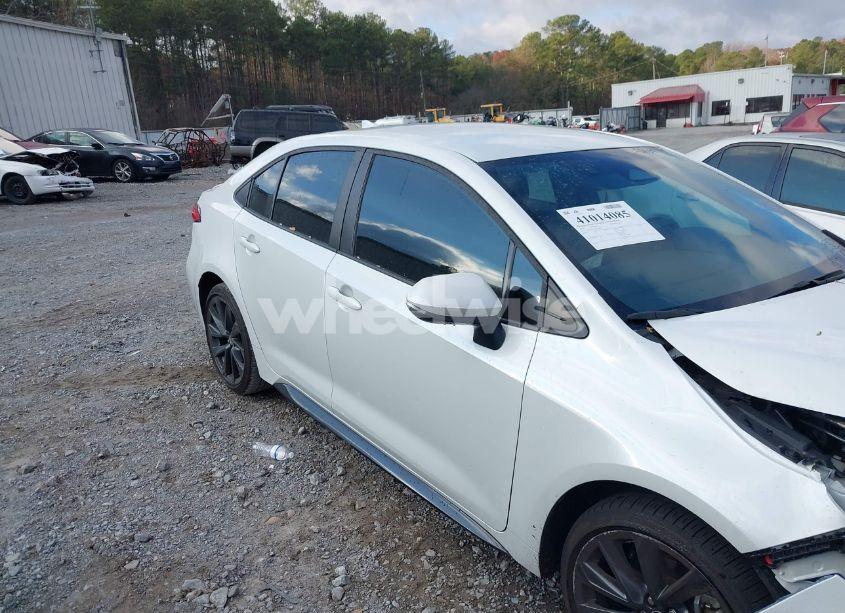 Photo 13 of 2024 Toyota Corolla SE (VIN 5YFS4MCE5RP175097)