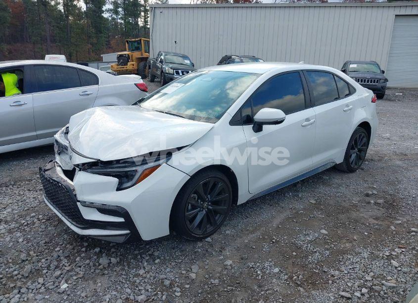 Photo 2 of 2024 Toyota Corolla SE (VIN 5YFS4MCE5RP175097)