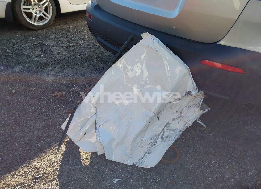 Photo 12 of 2024 Toyota Corolla SE (VIN 5YFS4MCE5RP182406)