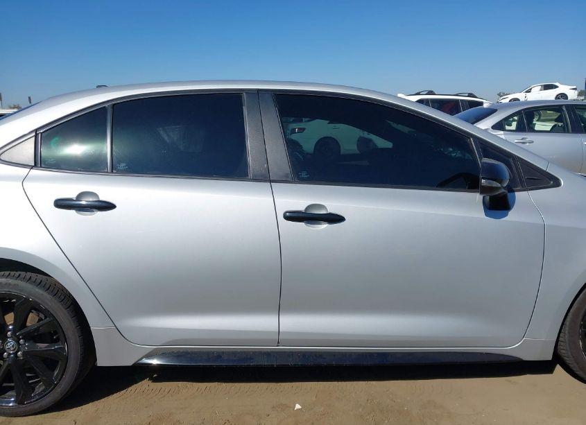 Photo 13 of 2021 Toyota Corolla SE NIGHTSHADE EDITION (VIN 5YFS4MCE6MP061408)