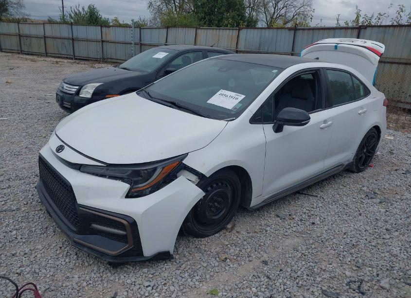 Photo 2 of 2021 Toyota Corolla SE APEX EDITION (VIN 5YFS4MCE6MP068603)