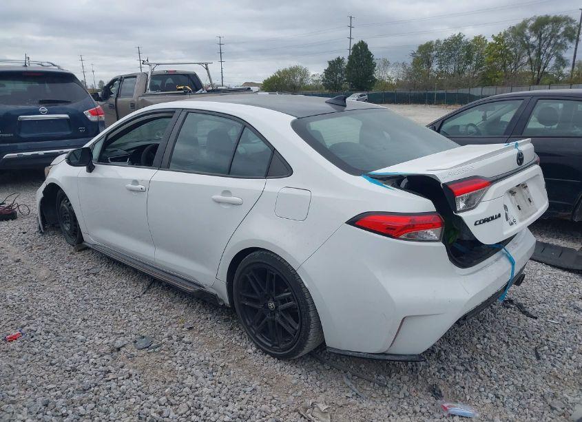 Photo 3 of 2021 Toyota Corolla SE APEX EDITION (VIN 5YFS4MCE6MP068603)