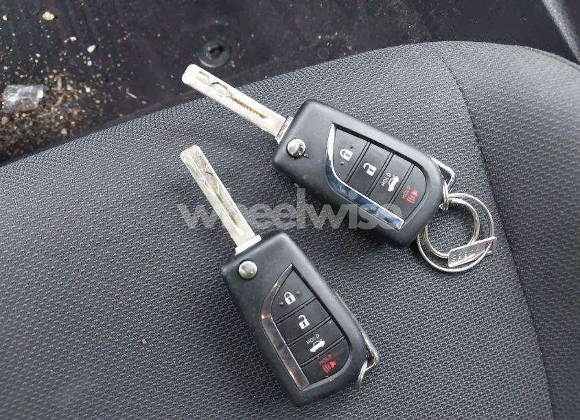 Photo 11 of 2021 Toyota Corolla SE (VIN 5YFS4MCE6MP088849)