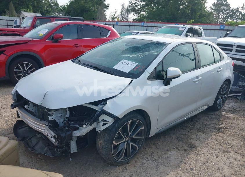 Photo 2 of 2022 Toyota Corolla SE (VIN 5YFS4MCE6NP108714)