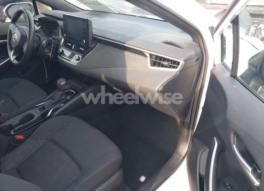 Photo 5 of 2022 Toyota Corolla SE (VIN 5YFS4MCE6NP108714)