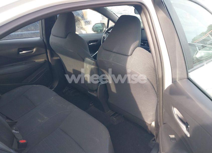 Photo 8 of 2022 Toyota Corolla SE (VIN 5YFS4MCE6NP108714)