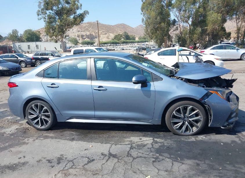 Photo 13 of 2022 Toyota Corolla SE (VIN 5YFS4MCE6NP109393)