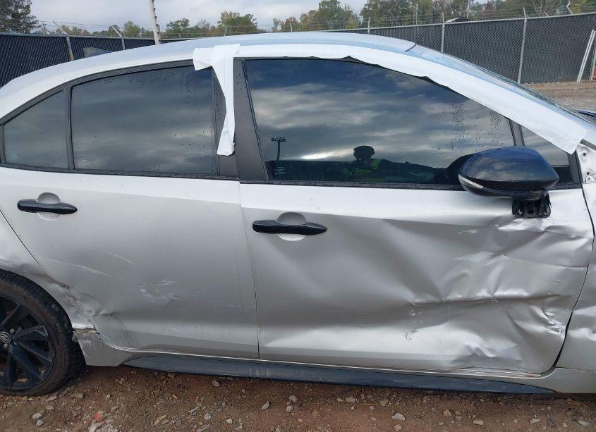 Photo 13 of 2022 Toyota Corolla SE NIGHTSHADE EDITION (VIN 5YFS4MCE6NP113119)