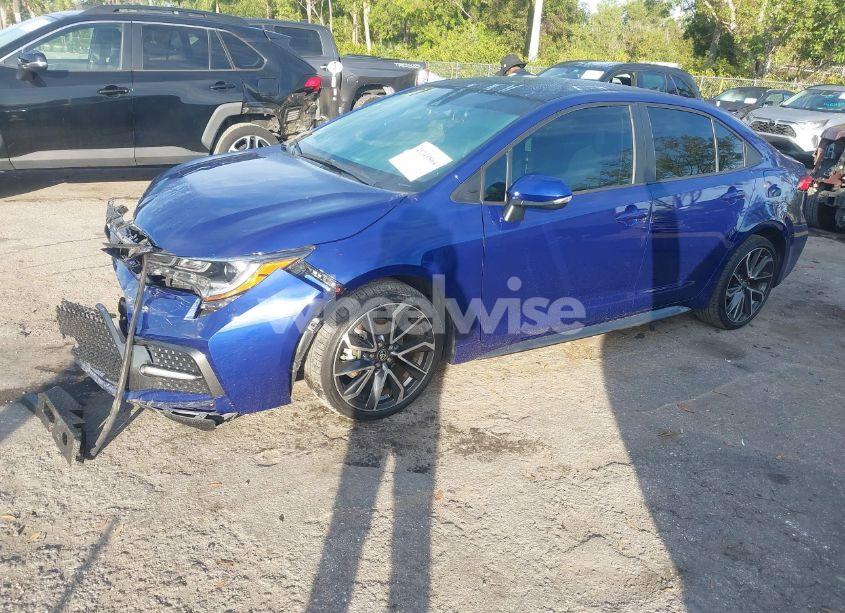 Photo 2 of 2022 Toyota Corolla SE (VIN 5YFS4MCE6NP118899)