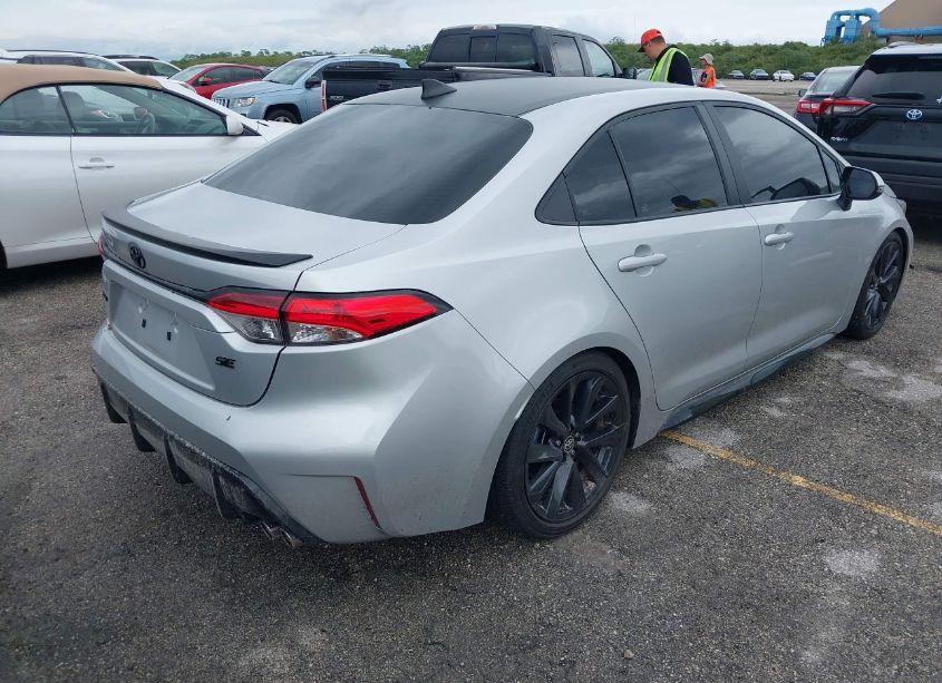 Photo 4 of 2023 Toyota Corolla SE (VIN 5YFS4MCE6PP165742)