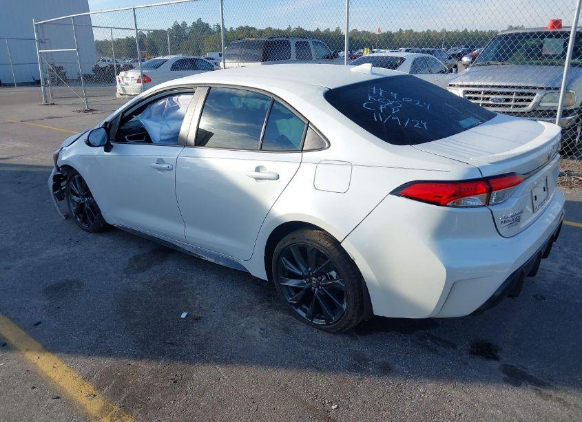 Photo 3 of 2024 Toyota Corolla SE (VIN 5YFS4MCE6RP215283)