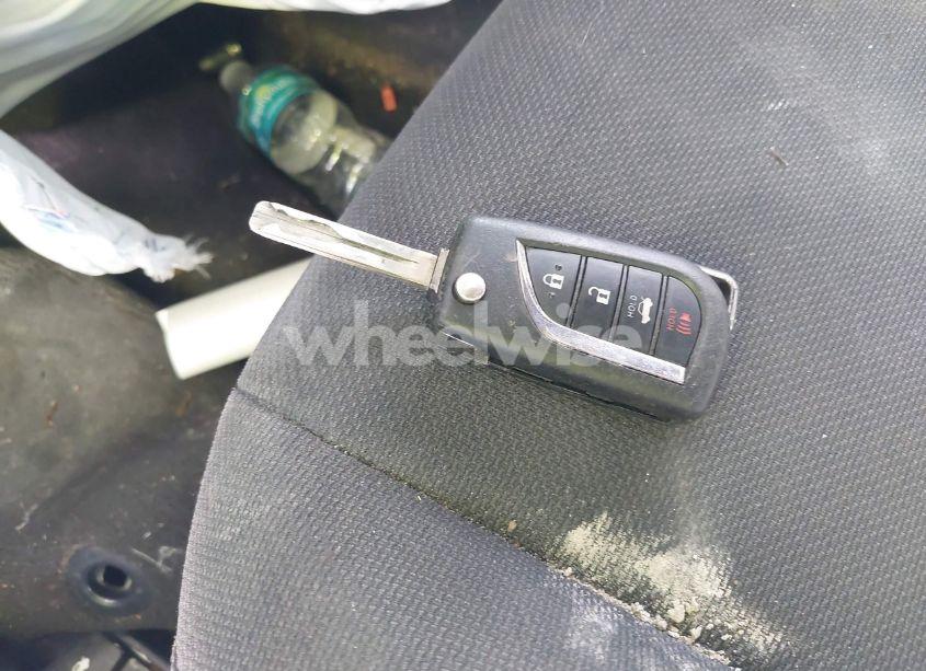 Photo 11 of 2021 Toyota Corolla SE (VIN 5YFS4MCE7MP076788)