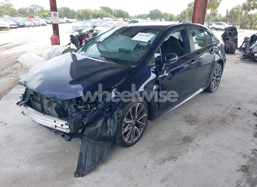 Photo 2 of 2021 Toyota Corolla SE (VIN 5YFS4MCE7MP076788)